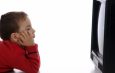 Uzun Süreli Televizyon İzlemek Çocuklarda Otistik Benzeri Belirtiler Oluşturabiliyor